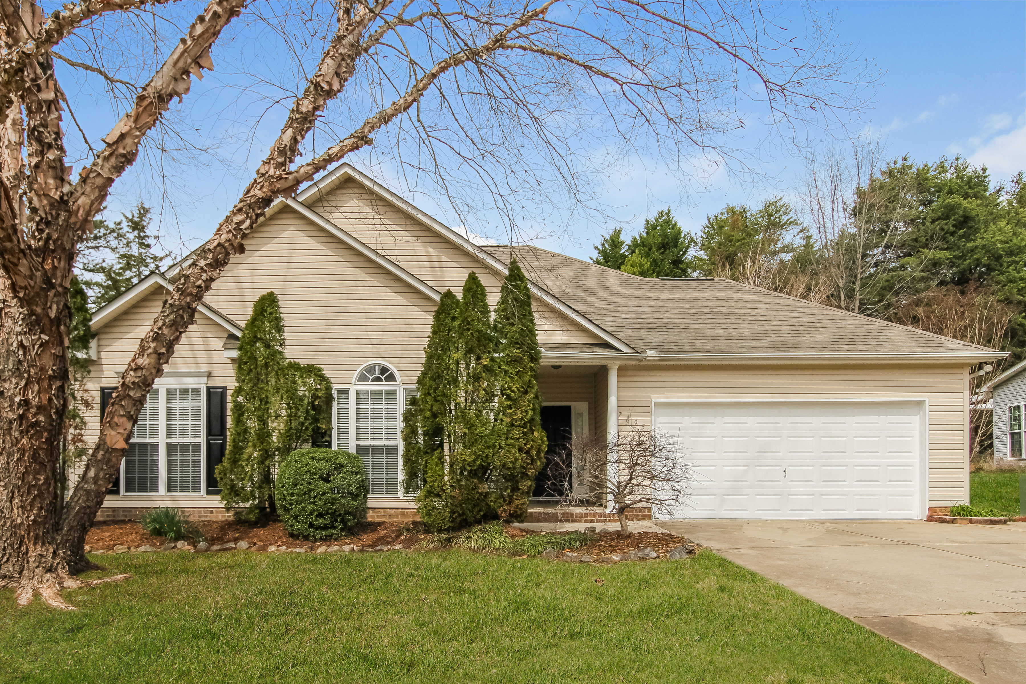 7895 SEDGEBROOK DR E STANLEY, NC 28164